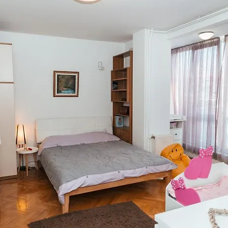 Lejlighed Enari Grbavica *